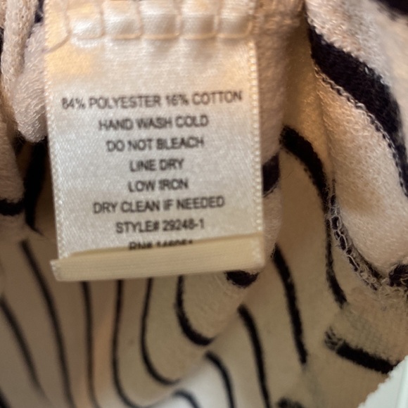 Monteau Striped Top- Sz XL - Picture 6 of 9